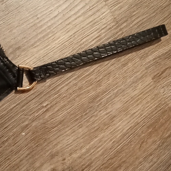 Black snake skin wrist bag - Picture 4 of 10